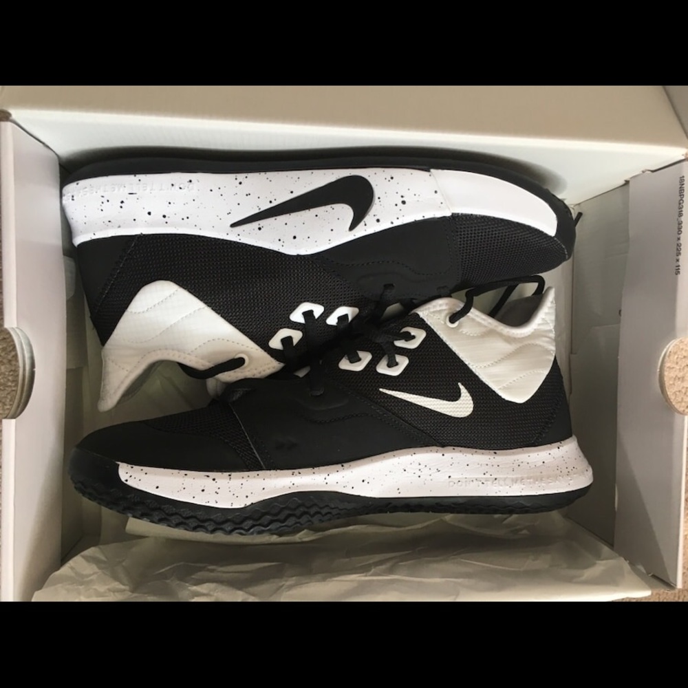 Nike PG3S
